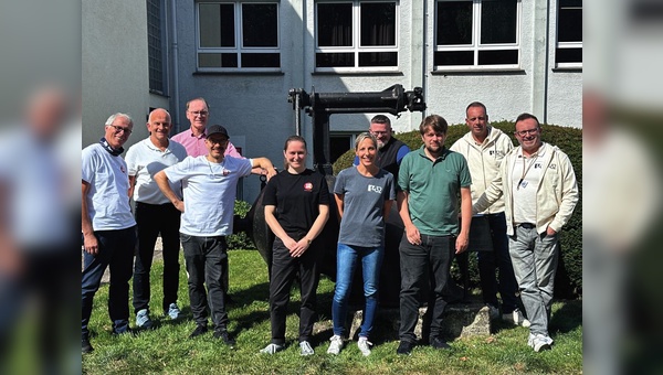 Foto: Thun - Teams von 1432 und THUN beim ersten gemeinsamen Treffen in Enepetal im vergangenen Sommer. 