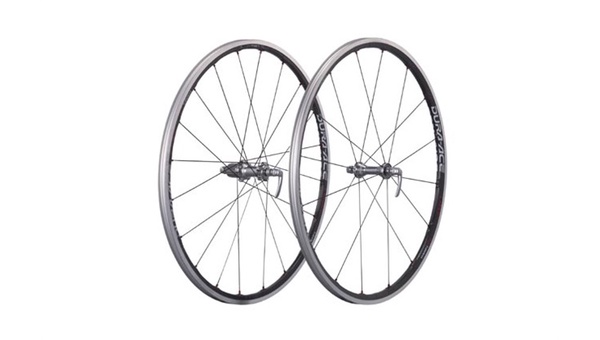 Neuer Tubeless-Dura-Ace-Laufradsatz