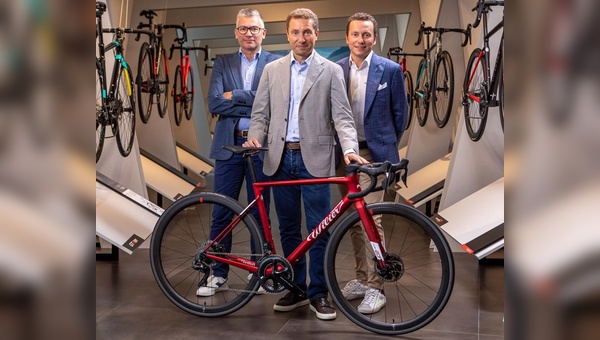 v.l.: Die Wilier-Führungsriege: Michele, Enrico und Andrea Gastaldello