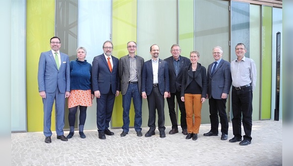 Von links nach rechts: Ulrich Syberg, Birgit Kloppenburg, Raimund Jennert, Thomas Baur, Gereon Broil, Ludger Koopmann, Sabine Kluth, Mario Junglas, Jens Schütte. Quelle ADFC/René Filippek