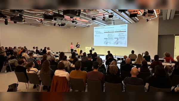 Pia Moritz von Canyon Bikes verriet zusammen mit JobRad ein paar Kniffe für mehr Conversions am digitalen POS.