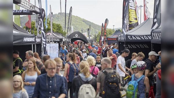 40.000 Besucher drängten sich am Pfingstwochenende durch das Festivalgelände in Willingen.