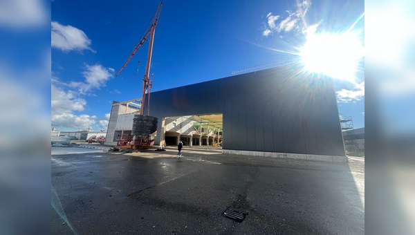 Foto: Zweirad Würdinger - Schon während der Bauphase lässt sich die Größe des neuen Standorts erahnen.