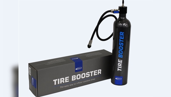 Tire Booster hilft bei der Montage von Tubeless-Reifen