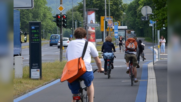 Radweg in der Stadt Goettingen.