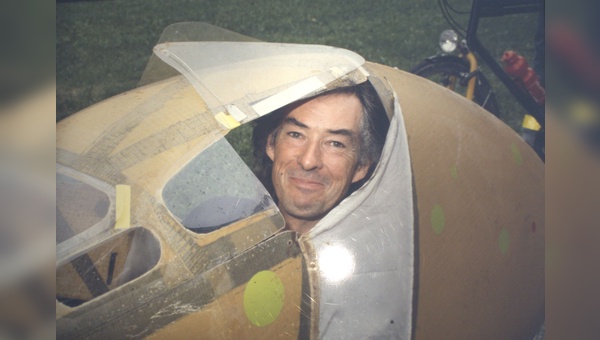 Mike Burrows, Anfang der 90er-Jahre, in seinem Element.