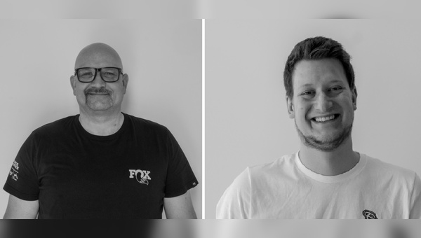 Foto Cosmic Sports - Thomas Kroll (links) kümmert sich als Brand Specialist um Fox und Dominik Warmann um die Marke Crankbrothers. 