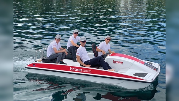 Tretboot-Fahrt auf dem Genfer See - mit Unterstützung eines E-Bike-Motors von Brose