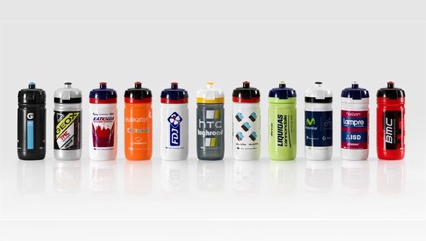 Trinkflasche Corsa in vielen Team-Designs