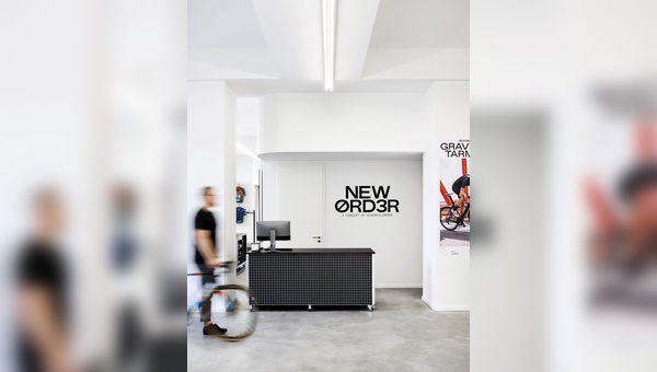 Der erste stationäre Shop von Bike Mailorder in Berlin heißt "New Order".