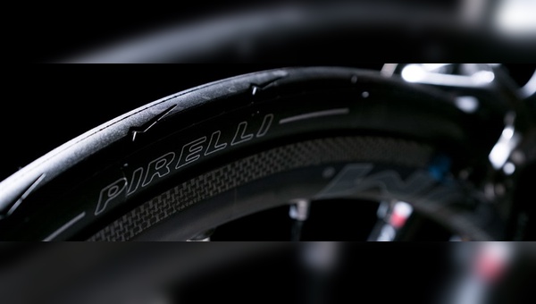 Pirelli will den Rennradmarkt mit Stäbchen aufrollen