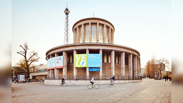 Radfahren rund um den Funkturm auf der VeloBerlin 2016