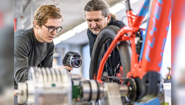 Arbeiten am Fahrrad ist anspruchsvoll und attraktiv.