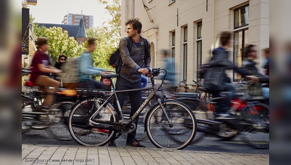 Mehr Fahrten auf E-Bikes und weniger mit dem Auto: Dann verbessert sich auch die Luftqualität.
