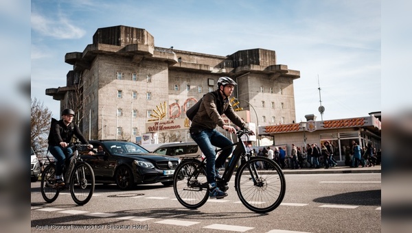 Pedelecs und Helmpflicht: Geht das zusammen?