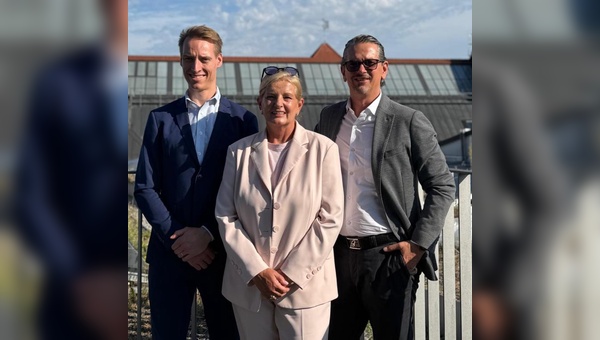 Foto Uvex Group: V.l.n.r. Tobias Weidner Gabriele Grau Michael Winter