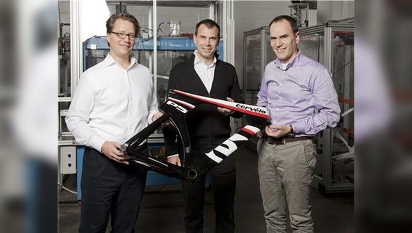 v.l.: Xeno Grimmelt, Senior Vice President Pon Bicycle, Phil White CEO und Mitgründer von Cervélo und Matthias Seidler (Derby)