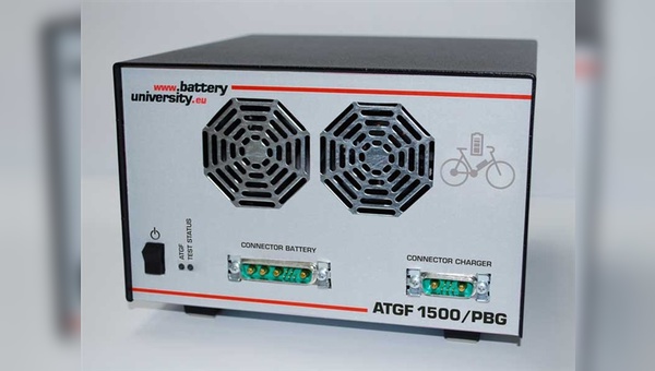 Das Prüfgerät ATGF 1500 ermöglicht Fachhändlern Funktions- und Kapazitätstests sowie Kalibrierung von e-Bike-Akkus vor Ort.
