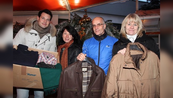 vlnr. Thomas Lüftenegger (Brandboxx Salzburg), Andrea Pawlowski und Peter Wieser (NEUSTART Saftladen) und Birgit Thaler-Haag (Frauenhaus Salzburg).