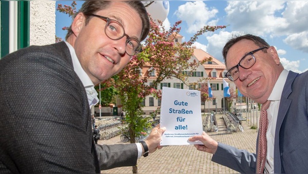 Andreas Scheuer (links) und Ulrich Syberg: Das Ziel der neuen StVO war eigentlich klar vorgegeben. 