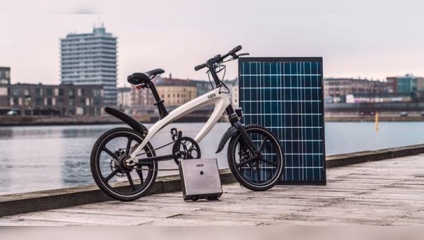 Das Kompaktpaket von Kvaern: Pedelec, Akkubox und Solarpanel