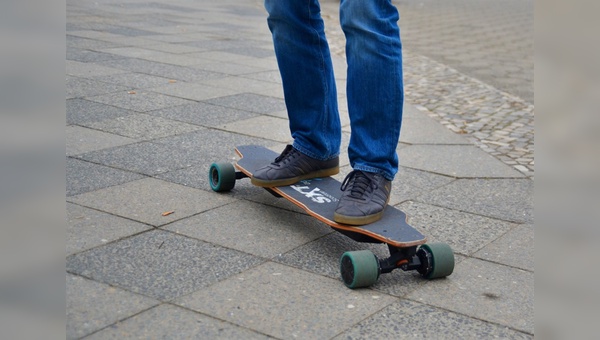 Straßenzulassung für E-Skateboards, Hoverboards & Co?