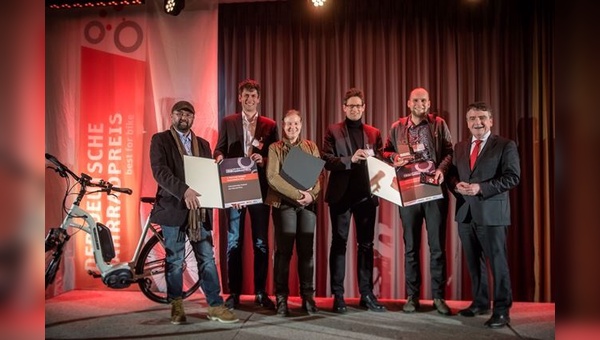 Glückliche Gewinner bei der Preisverleihung in Essen