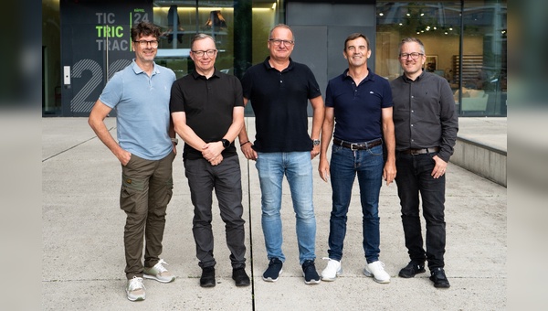 v.l.n.r.: Peter Schmidt, Frank Hanewinkel, Stefan Schulz, Michael Scherf, Michael Rilling.