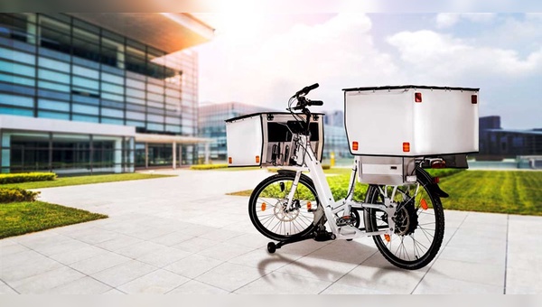 Die Post-Zusteller beziehen ihre E-Bikes auch von der konzerneigenen Street-scooter GmbH.