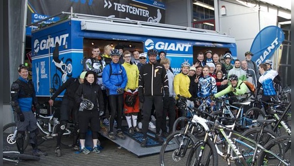 30 Händler traten beim Giant Maestro Camp in Willingen in die Pedale