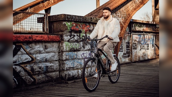 Diese E-Bikes tragen den Markennamen Rover am Unterrohr