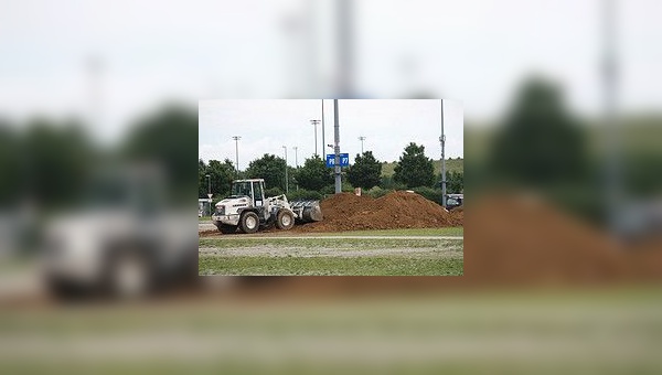 Die Bagger rücken auf dem Münchner Messegelände an.