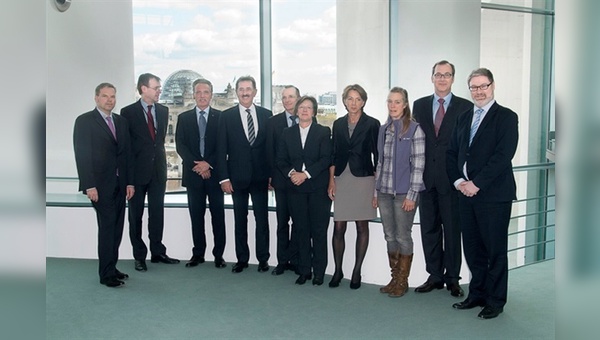 Marlehn Thieme (Vorsitzende des Rates für Nachhaltige Entwicklung, Vera Gäde-Butzlaff (Vorstandsvorsitzende Berliner Stadtreinigung), Hilke Patzwall ( VAUDE), Dr. Johannes Merck ( Otto Group), MinDir Prof. Dr. Lars-Hendrik Röller