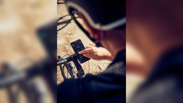 Das Lenkerdisplay lässt sich beim Shimano Steps künftig durch das Smartphone ersetzen.