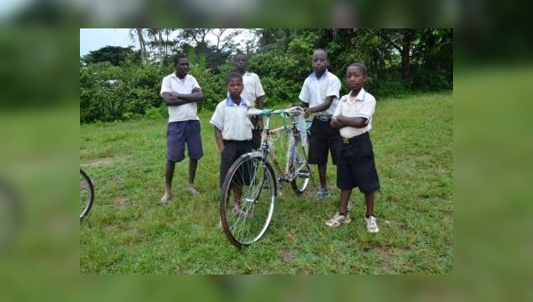 Wheels 4 Life bringt Fahrräder in die ärmsten Länder der Erde