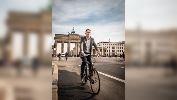 Heinrich Strößenreuther will mit seinen Aktionen die Vorherrschaft des Autos in der Stadt beenden. Das nötige Werkzeug dafür hat er unter anderem als Campaigner bei Greenpeace gelernt.