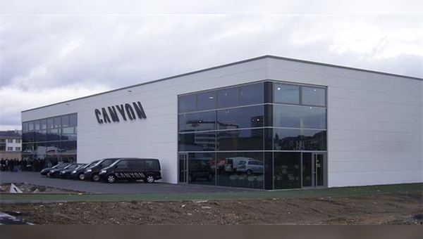 Dieser Neubau in Koblenz ist künftig die Heimat von Canyon.