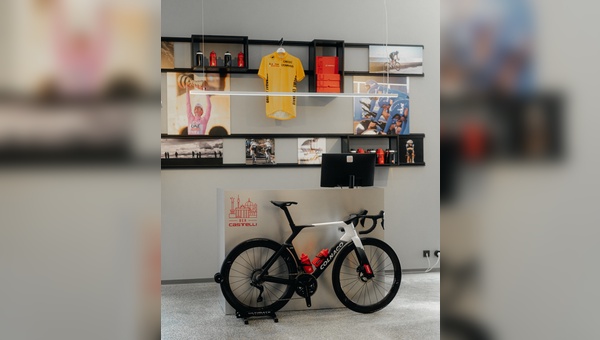 Foto: Pia Nowak - Castelli-Store in Berlin Mitte