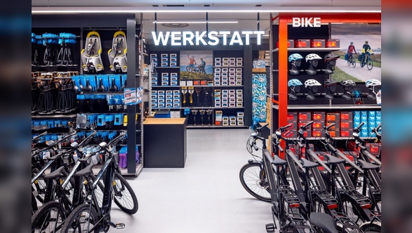 Store Stockerau mit offener Werkstatt