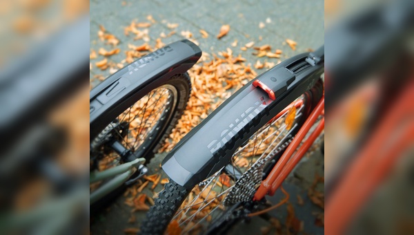 Foto: SKS Germany - Rowdy Set - erhältlich mit oder ohne ansteckbares Rücklicht. 