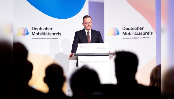 Bundesminister für Digitales und Verkehr, Dr. Volker Wissing, bei der Bekanntgabe der Preisträgerinnen und Preisträger des Deutschen Mobilitätspreises 2023.