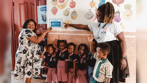 Schwalbe hat einen neuen Klassenraum für die „Yonso Project Model School“ in Ghana finanziert