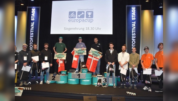 Siegerehrung beim Europacup der Zweiradberufe in der Schweiz