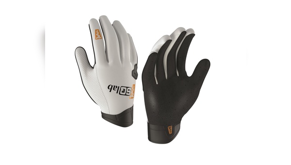 Gloves One11
