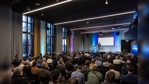 Foto: ZIV/Deckbar - Volles Haus bei der 3. ZIV-Technik-Konferenz in Berlin