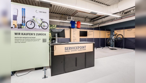 Servicepoint in der neuen Filiale in Aachen