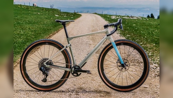 Gravelbike URS