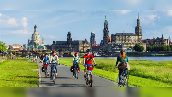 Radreisen wie hier an der Elbe bleiben angesagt.