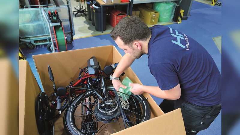 Nur noch halb so große Verpackung dank faltbarer Trikes