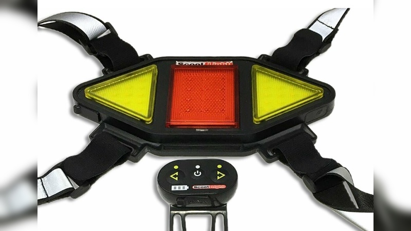 Mit Tragegurten kann Scoot Light am Rücken positioniert werden.